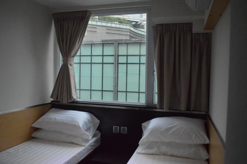 ホテルモダン イン 香港 部屋 写真